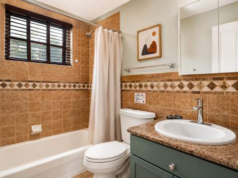 4460 NE 17th Terrace, Oakland Park FL - photo 13 of 59