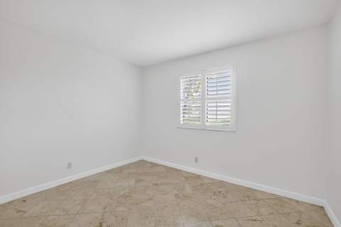 3041 N Oakland Forest Drive #103, Oakland Park FL - photo 13 of 27