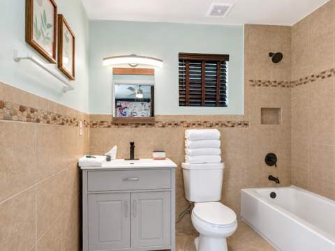 4460 NE 17th Terrace, Oakland Park FL - photo 21 of 59