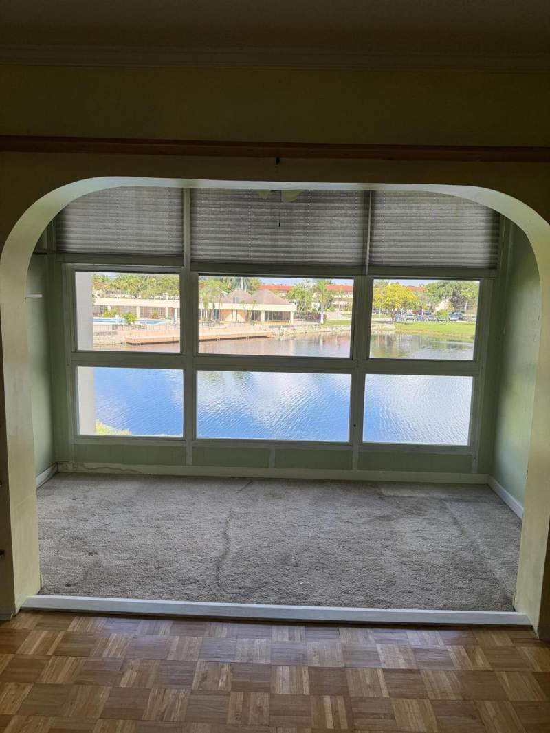 1 bedroom Condominium at 2950 Sunrise Lakes Drive #305, Sunrise Lakes 2 Condo, Sunrise — photo 4