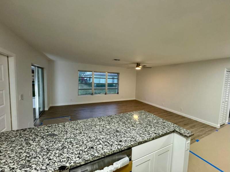 2 bedroom Condominium at 1707 N Dovetail Drive #A, Savannah'S Condominium Section 1 Phase 1-H, Fort Pierce — photo 3