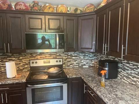 1026 Hansen Street, West Palm Beach FL - photo 6 of 18