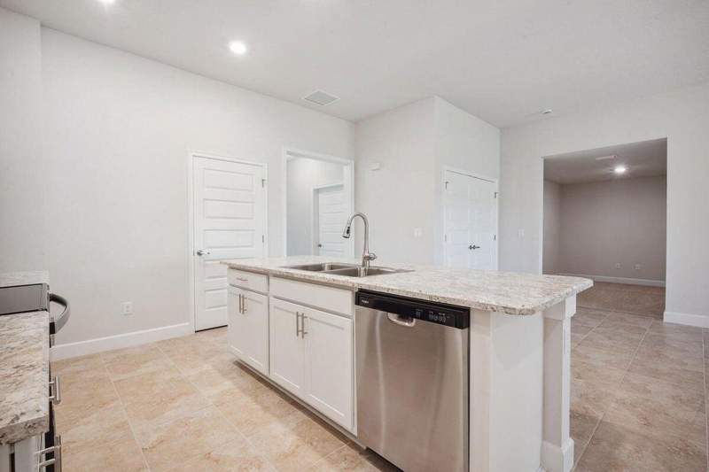 3 bedroom Villa at 8615 Giovanni Avenue, Waterstone Phase Four, Fort Pierce — photo 4