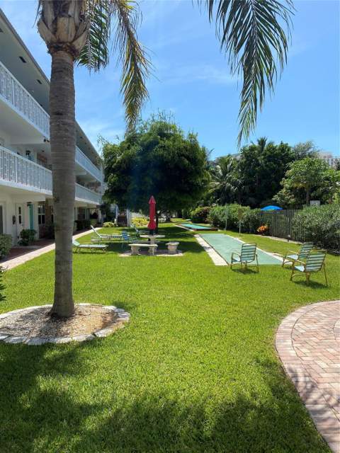 224 Hibiscus Avenue #260, Lauderdale-By-The-Sea FL - photo 20 of 26