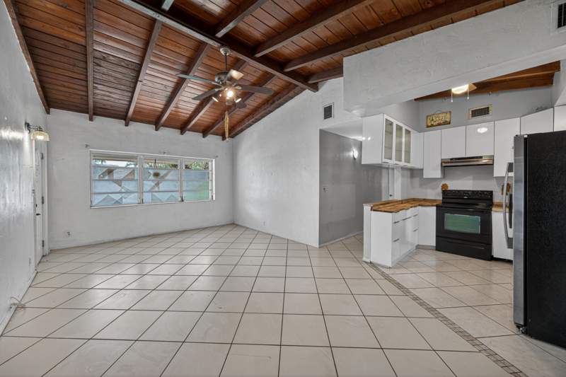 2 bedroom Single Family Residence at 1425 SW 19th Avenue, Riverside Estates Add Rev, Fort Lauderdale — photo 4