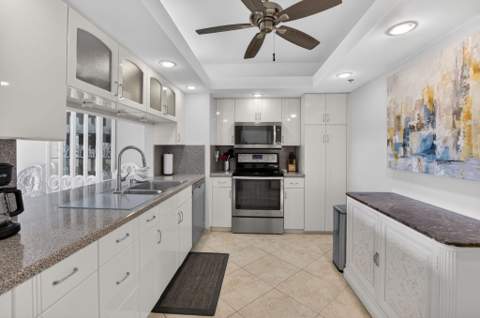 4748 S Ocean Boulevard #301, Highland Beach FL - photo 8 of 92