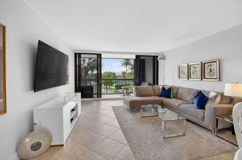 4748 S Ocean Boulevard #301, Highland Beach FL - photo 16 of 92
