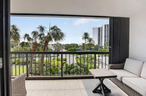 4748 S Ocean Boulevard #301, Highland Beach FL - photo 24 of 92