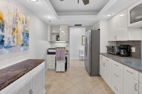 4748 S Ocean Boulevard #301, Highland Beach FL - photo 13 of 92