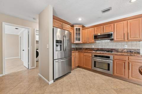 1163 Peninsula Way, Greenacres FL - photo 6 of 41