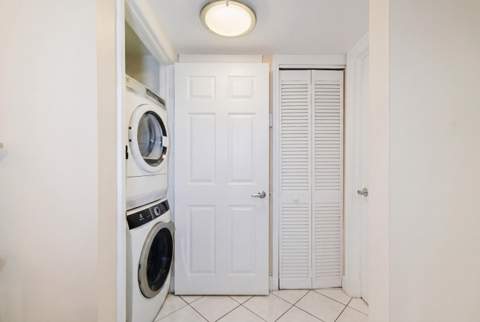 109 Lake Emerald Drive #Apt 104, Oakland Park FL - photo 8 of 28