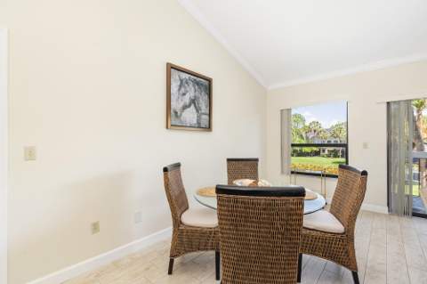 11863 Wimbledon Circle #501/500, Wellington FL - photo 8 of 32