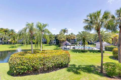 11863 Wimbledon Circle #501/500, Wellington FL - photo 24 of 32