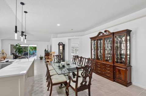 1084 Aspri Way, Riviera Beach FL - photo 7 of 78