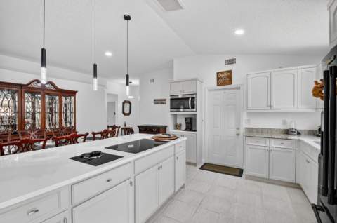 1084 Aspri Way, Riviera Beach FL - photo 11 of 78