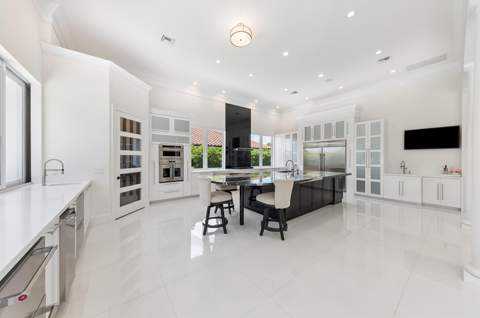 11938 N Lake Drive, Boynton Beach FL - photo 10 of 45