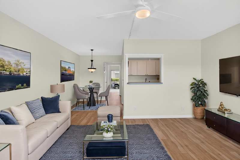 1 bedroom Condominium at 660 Horizon #107, Sterling Village 660 Condo, Boynton Beach — photo 1