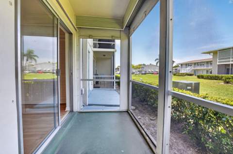 660 Horizon #107, Boynton Beach FL - photo 23 of 40