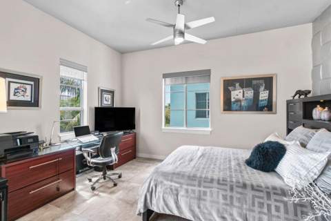335 SE 6th Avenue #304, Delray Beach FL - photo 10 of 35