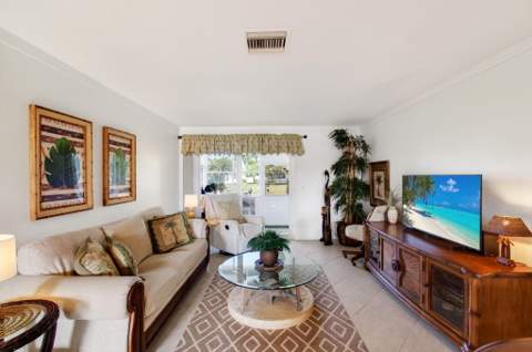 2533 Dudley Dr W #Unit E, West Palm Beach FL - photo 10 of 96