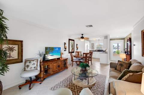 2533 Dudley Dr W #Unit E, West Palm Beach FL - photo 13 of 96