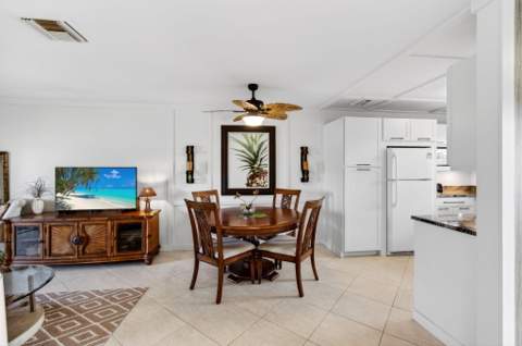 2533 Dudley Dr W #Unit E, West Palm Beach FL - photo 16 of 96
