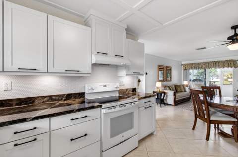 2533 Dudley Dr W #Unit E, West Palm Beach FL - photo 19 of 96