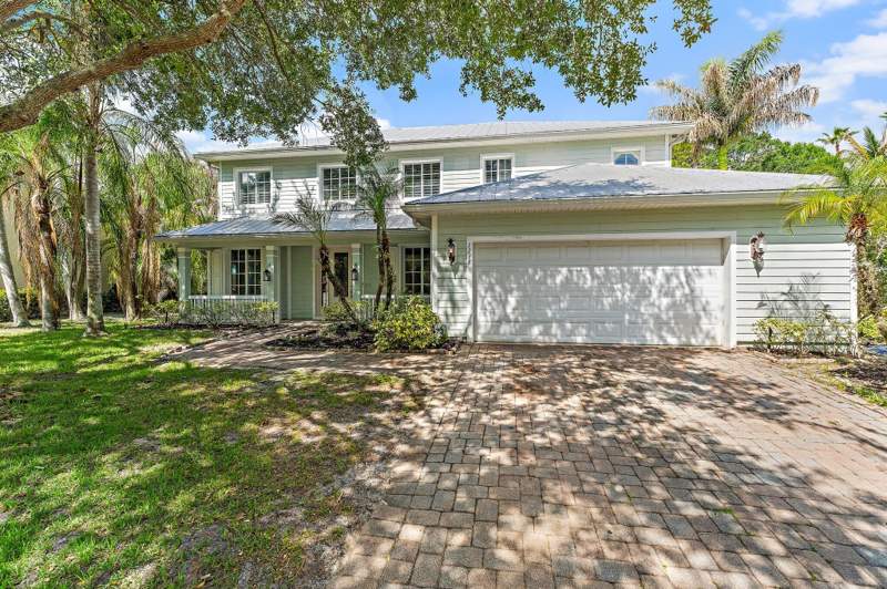 5 bedroom Single Family Residence at 1138 SW Lighthouse Drive, Harbour Pointe, Palm City — photo 3