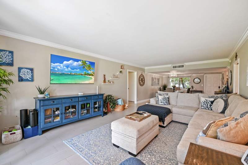 3 bedroom Condominium at 800 Cypress Boulevard ##103, No 91 Palm-Aire Country Club, Pompano Beach — photo 2