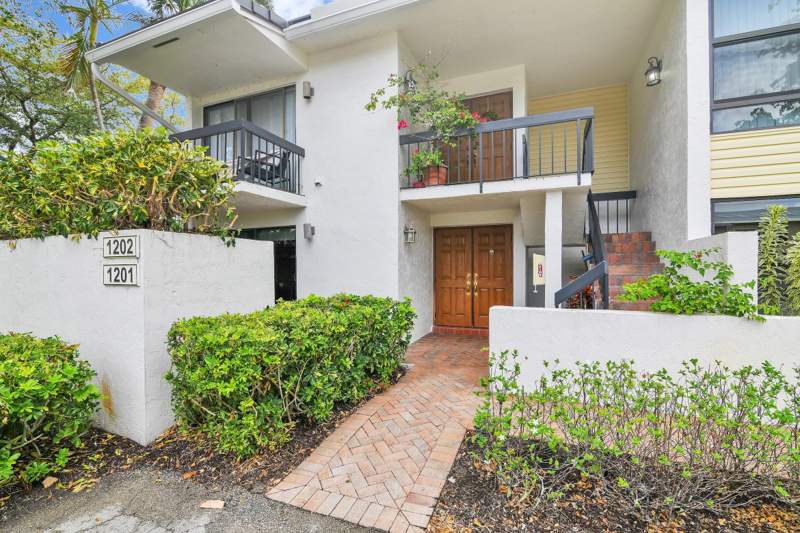 3 bedroom Condominium at 6760 Willow Wood Drive #1201, Willow Wood Gardens, Boca Raton — photo 4