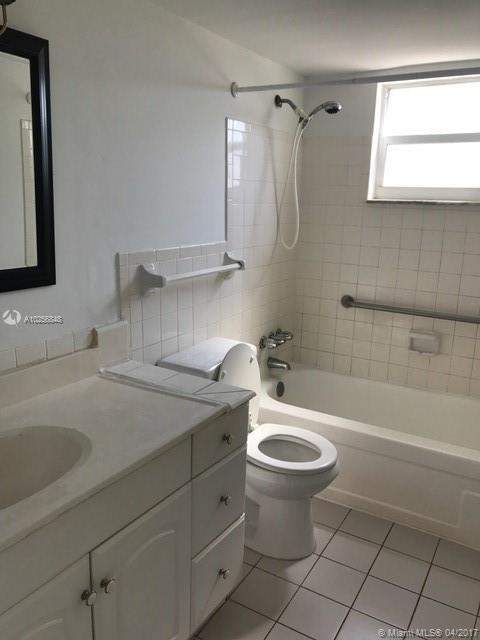 2 bedroom Condominium at 1830 Dixianna Street #201, Dixiana Condo, Hollywood — photo 4