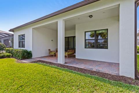 599 SE Villandry Way, Port St. Lucie FL - photo 21 of 50