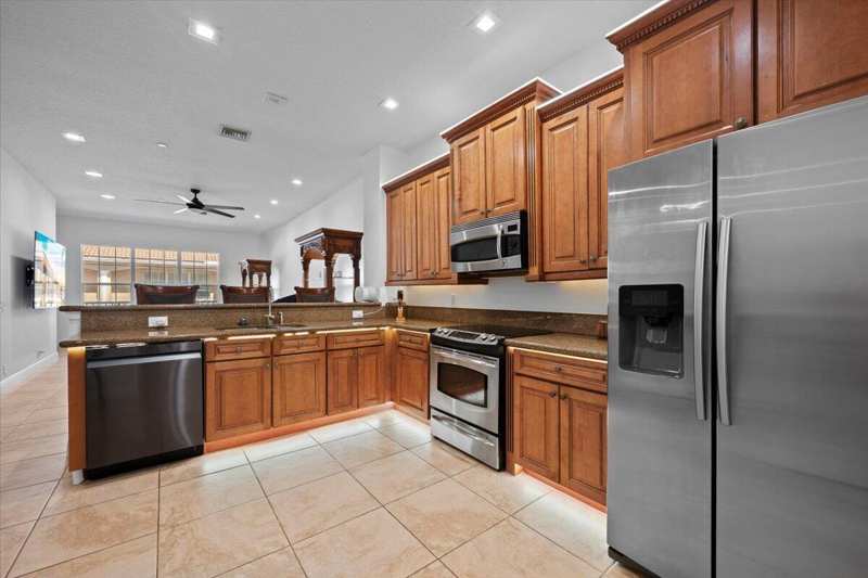 3 bedroom Townhouse at 5102 Artesa Way, Cielo Townhomes At Shops Of Donald Ross, Palm Beach Gardens — photo 1