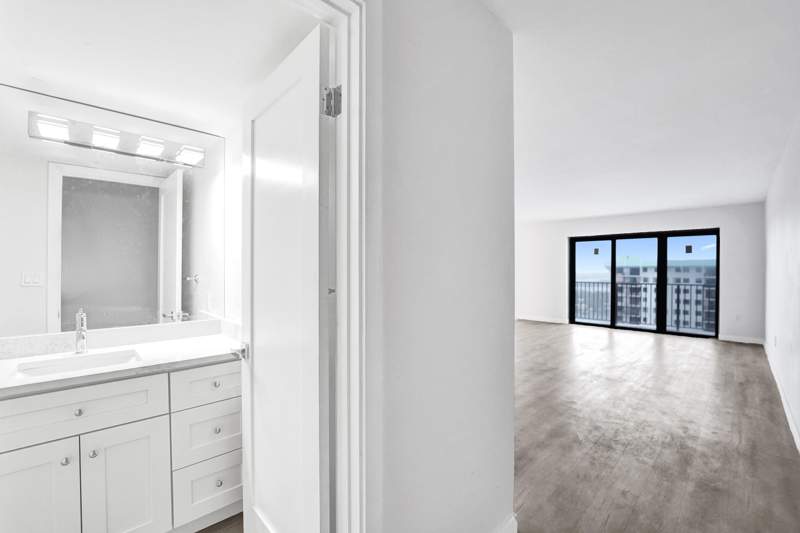 1 bedroom Condominium at 1201 S Ocean Drive #2509s, Summit Condo, Hollywood — photo 5