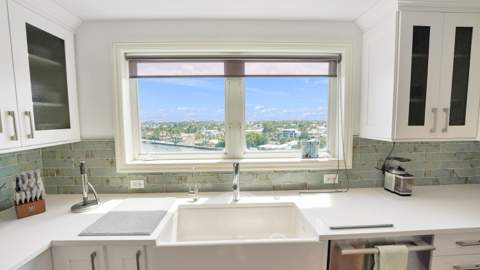 333 Sunset Drive #708, Fort Lauderdale FL - photo 10 of 41