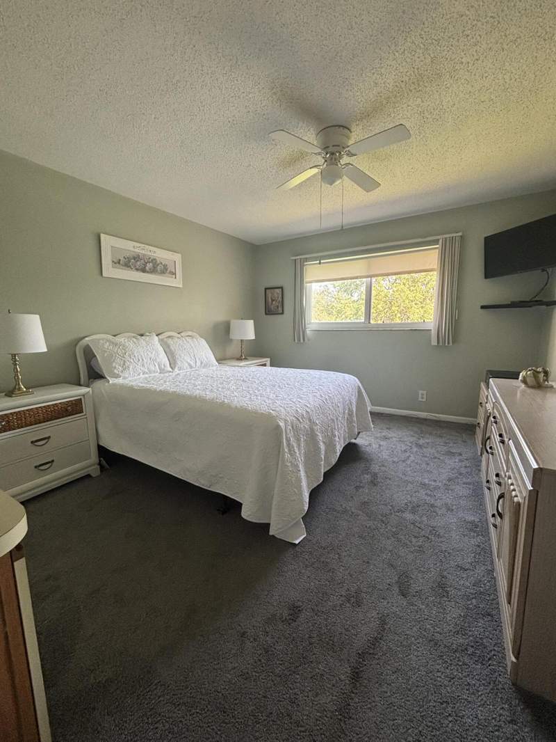 1 bedroom Condominium at 725 Lori Drive #203, Lakeside Village Condo 10, Palm Springs — photo 2
