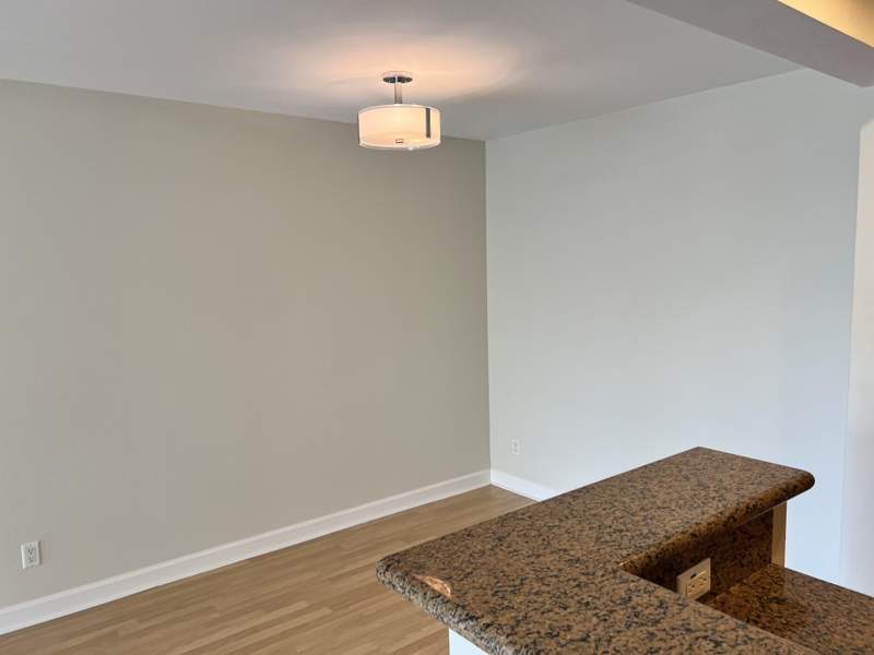 2 bedroom Condominium at 1515 E Broward Boulevard #305, Pine Crest Village I At, Fort Lauderdale — photo 5