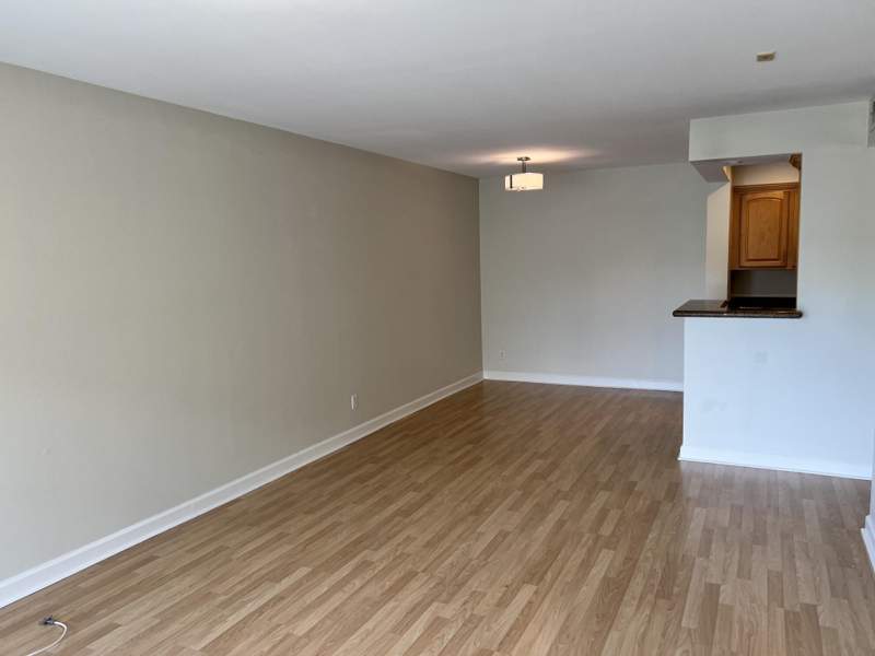 2 bedroom Condominium at 1515 E Broward Boulevard #305, Pine Crest Village I At, Fort Lauderdale — photo 4