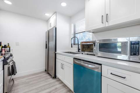 1700 N Congress #302, West Palm Beach FL - photo 8 of 26