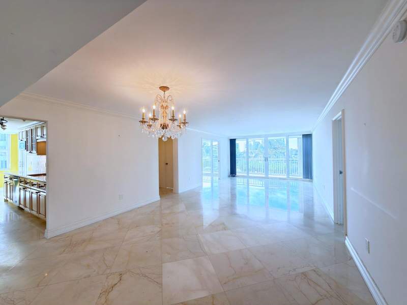 2 bedroom Condominium at 3546 S Ocean Boulevard #410, Barclay Condo, South Palm Beach — photo 4