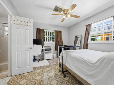 2200 Monroe Street #24, Hollywood FL - photo 24 of 32