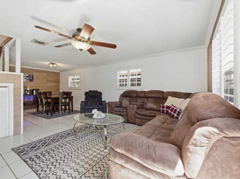 2200 Monroe Street #24, Hollywood FL - photo 6 of 32