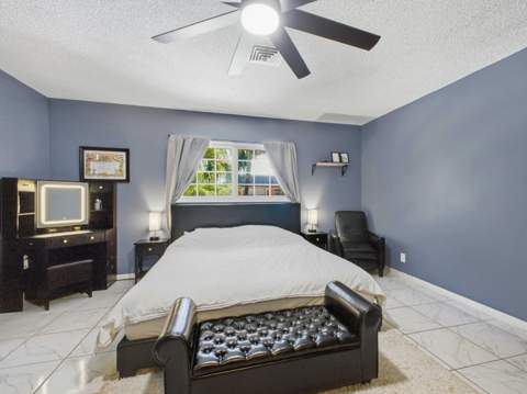 2200 Monroe Street #24, Hollywood FL - photo 19 of 32
