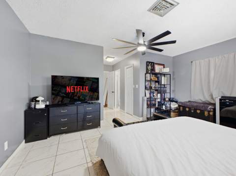 2200 Monroe Street #24, Hollywood FL - photo 20 of 32