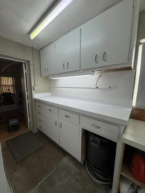 2560 NE 20th Street, Pompano Beach FL - photo 17 of 24