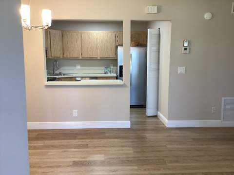 410 Pine Glen Lane #B-2, Greenacres FL - photo 8 of 36