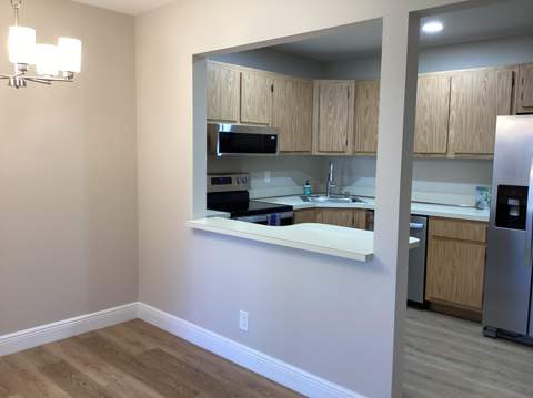 410 Pine Glen Lane #B-2, Greenacres FL - photo 11 of 36