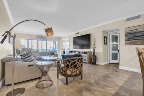3050 NE 48th Court #305, Lighthouse Point FL - photo 14 of 45
