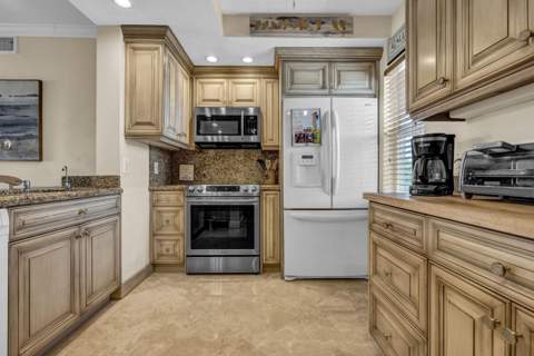 3050 NE 48th Court #305, Lighthouse Point FL - photo 12 of 45