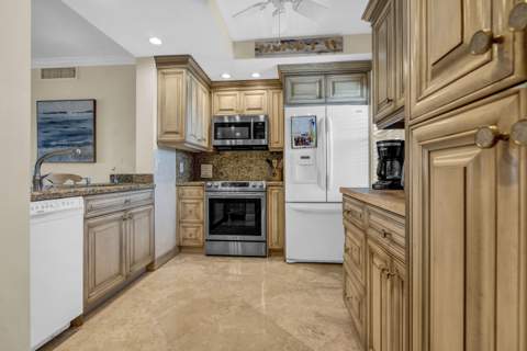 3050 NE 48th Court #305, Lighthouse Point FL - photo 13 of 45